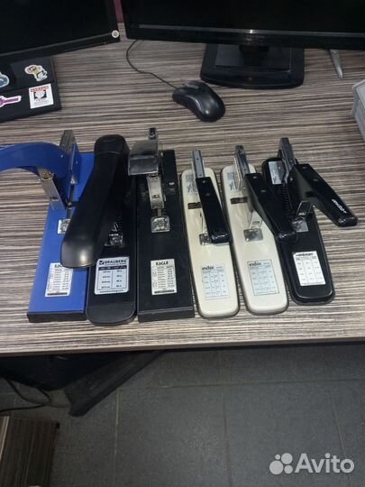 Степлер канцелярский бу