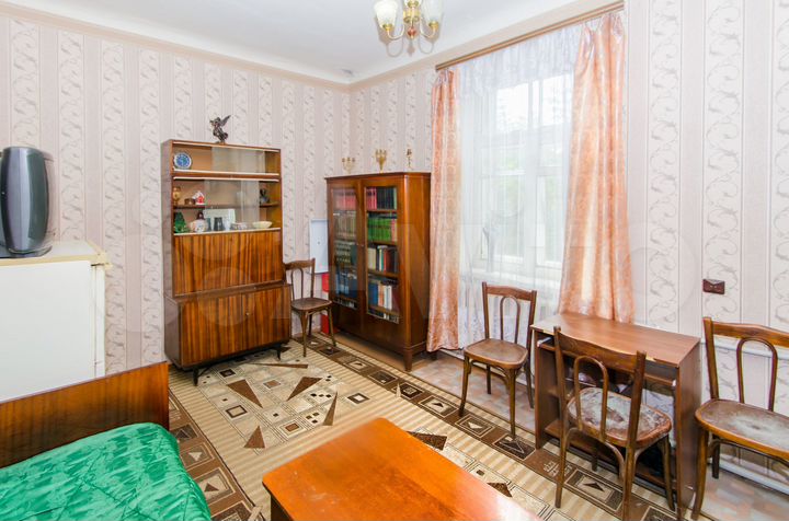 3-к. квартира, 67 м², 1/2 эт.