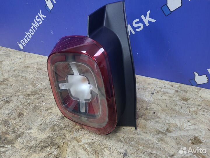 Фонарь задний левый Renault Duster 2