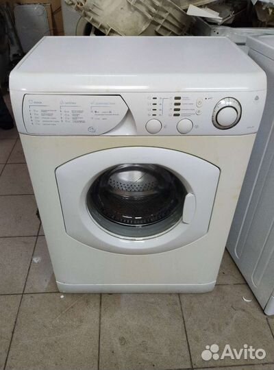 Стиральная машина аристон