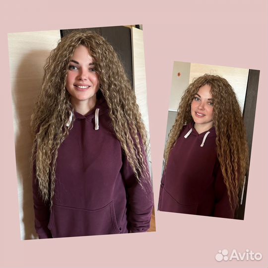 Модель на афрокудри