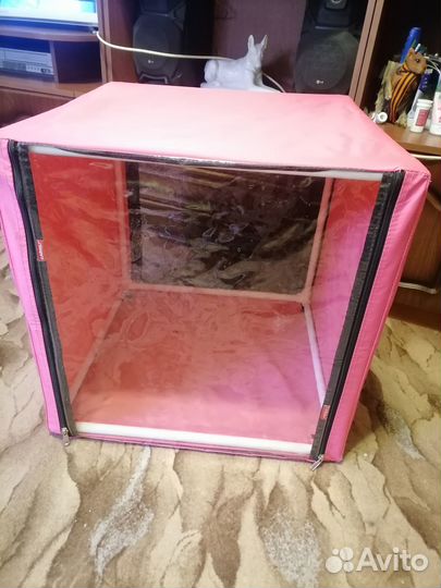 Выставочная палатка для кошек и мелких собак