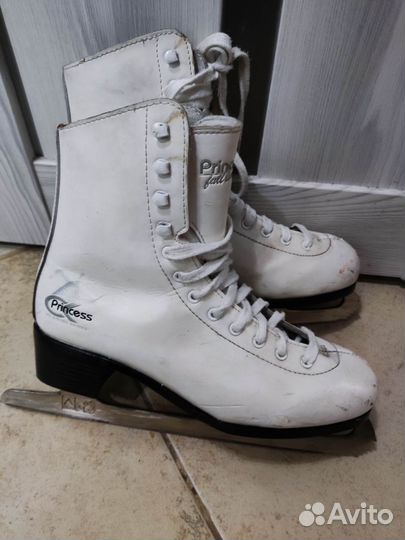 Коньки фигурные