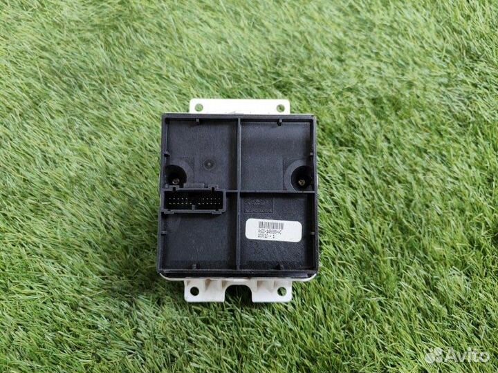 Блок управления подвеской Land Rover Discovery 4