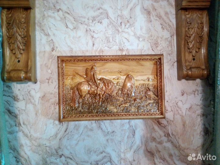 Картина резная