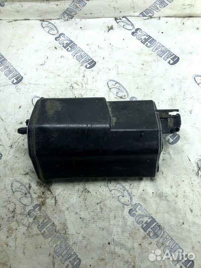 Адсорбер Audi 80 B3