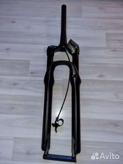 Вилка воздушно ход 100мм 29