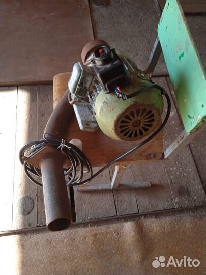 Зернодробилка