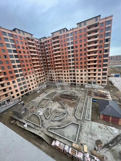 2-к. квартира, 79,9 м², 13/13 эт.