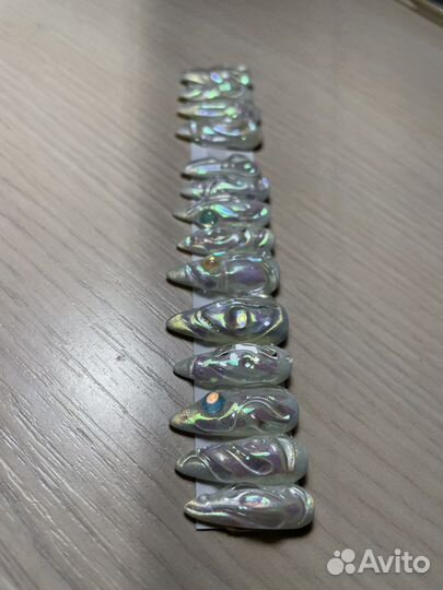 Наборы накладных ногтей с дизайном