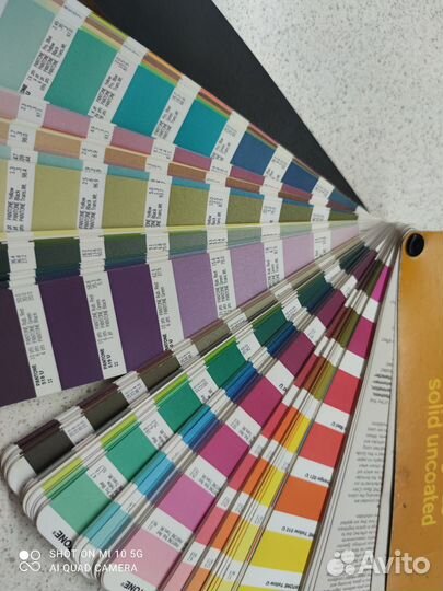 Пантонник Pantone solid uncoated, два