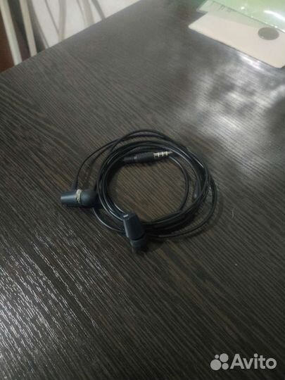 Наушники проводные