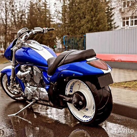 Suzuki boulevard m109r
