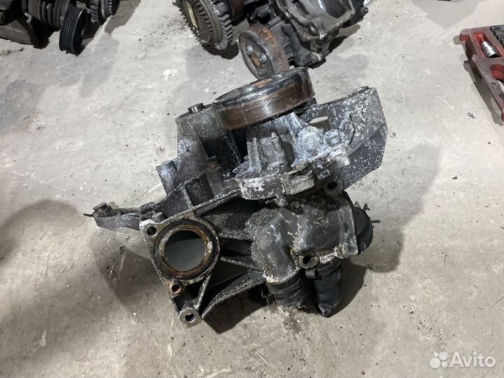 Кранштейн 028903143AF 1.9tdi Passat Audi