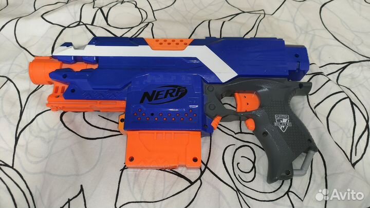 Бластер nerf elite stryfe с патронами