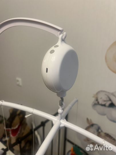 Музыкальный мобиль на кроватку из фетра