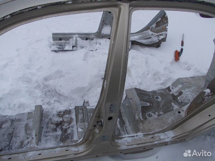 Порог левый Hyundai Sonata EF