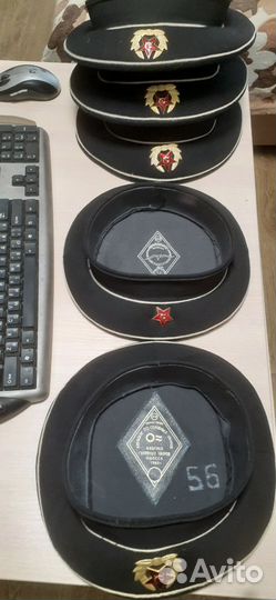 Военные головные уборы и др