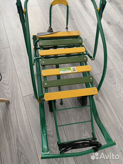 Детские санки на колесах и сиденье ника