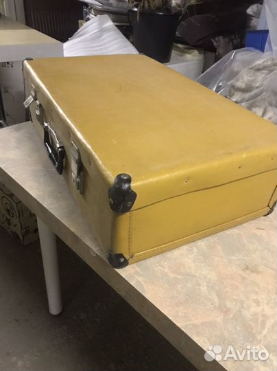 Винтажный чемодан. Для фотостудии и др