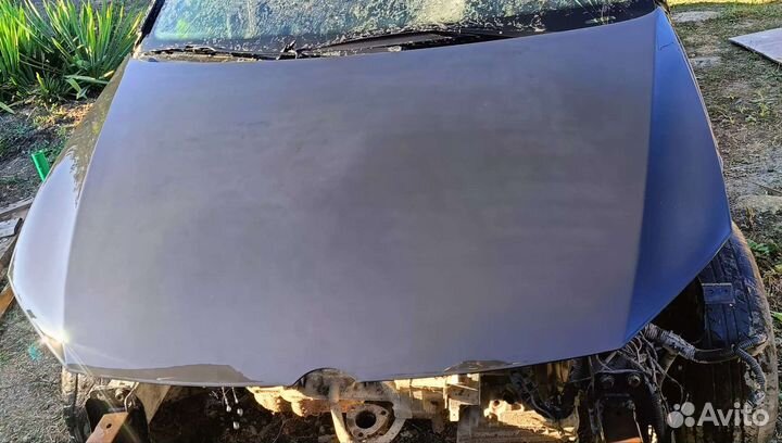 Капот на volkswagen polo