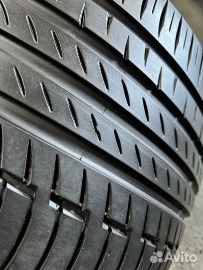 Continental PremiumContact 6 275/35 R22 и 315/30 R22 Y