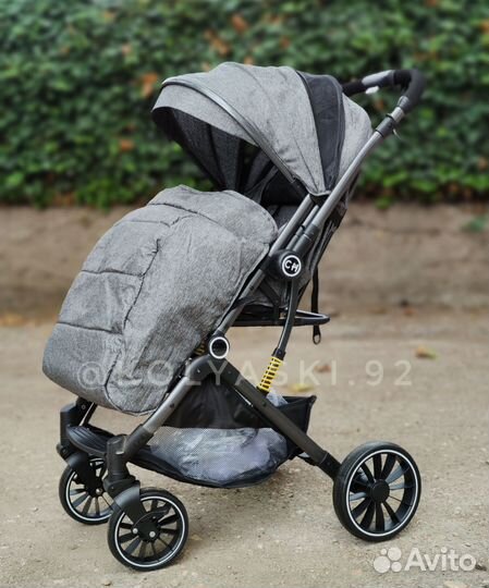 Luxmom 525 прогулочная коляска с перекидной ручкой