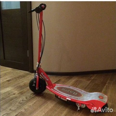 Электросамокат Razor E100