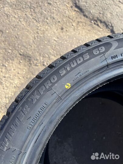 Grenlander Icedefensor Stud II 275/35 R20 102T