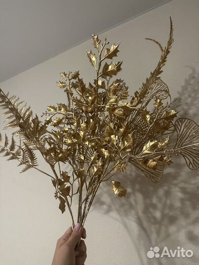 Интерьерный золотой букет