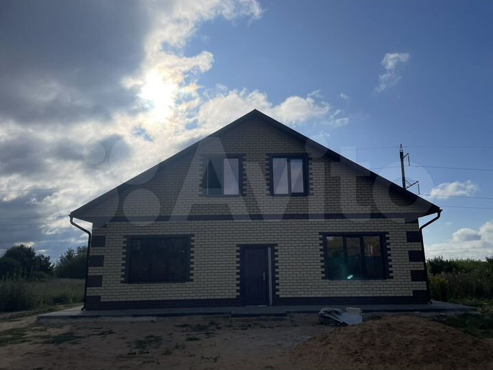 Дом 164,8 м² на участке 19,5 сот.