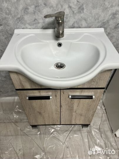 Тумба для ванной с раковиной