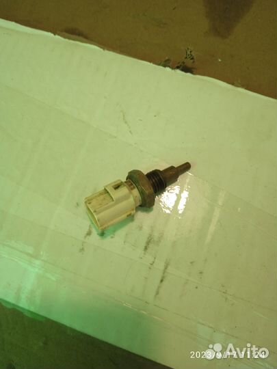 Датчик температуры Тойота 150