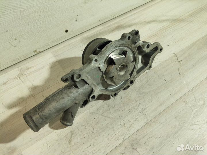 Водяной насос A6462010110 Mercedes-Benz C-Class