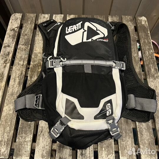 Рюкзак-гидропак Leatt GPX Cargo 3.0, черно-белый