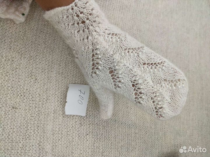 Шерстяные носки, варежки