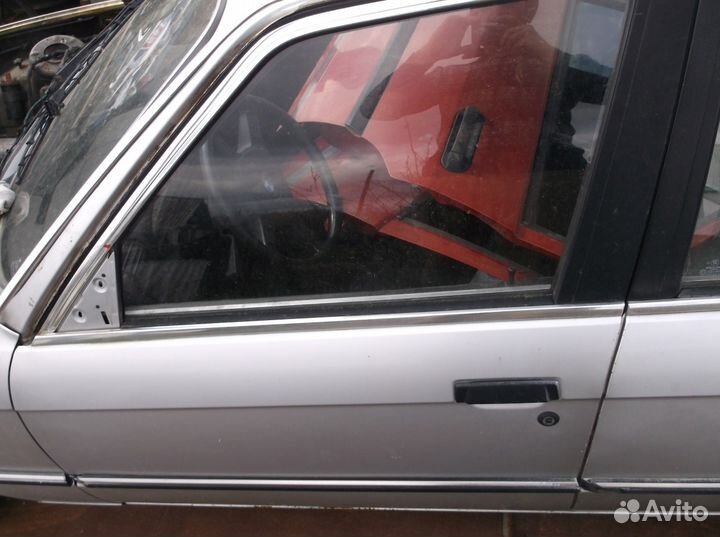 Дверь передняя правая бмв e-30 bmw 318