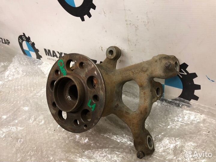 Кулак поворотный передний левый Mercedes-Benz