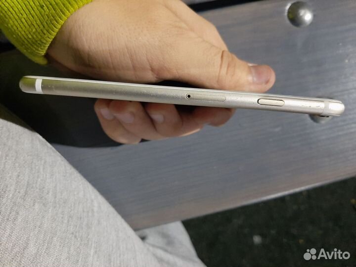 iPhone 6, 64 ГБ