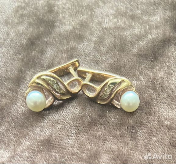 Золотые серьги