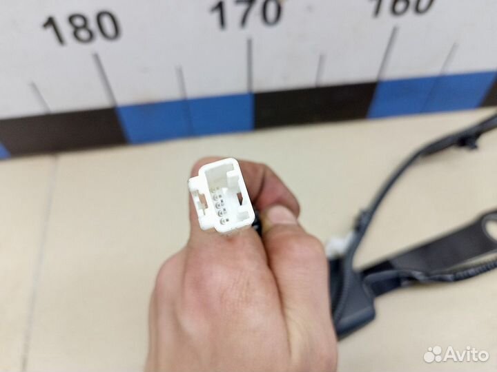 Ответная часть ремня безопасности RAV 4 2013