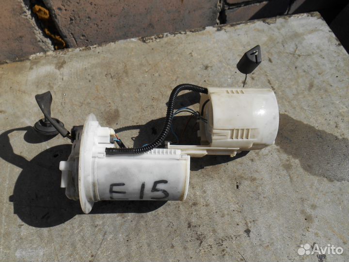 Датчик уровня топлива бензонасос Toyota Corolla