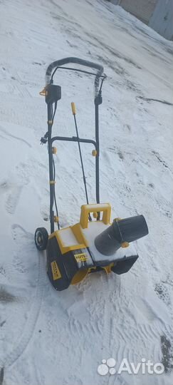 Снегоуборщик электрический huter SGC 2000E
