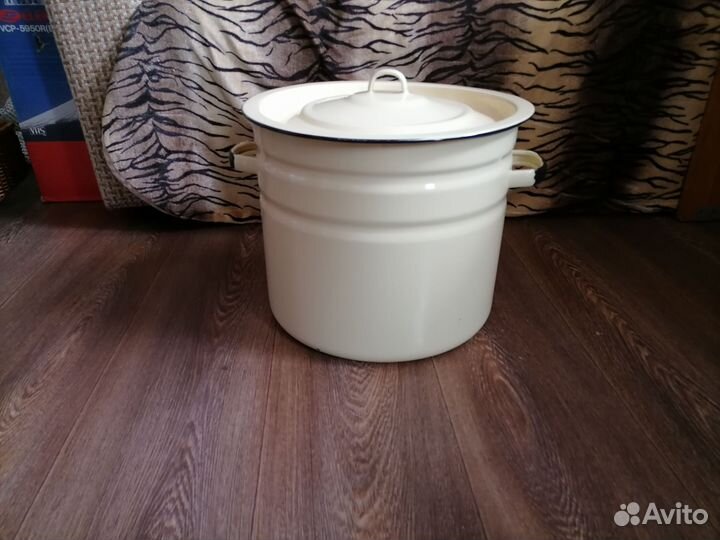 Кастрюля эмалированная 20л