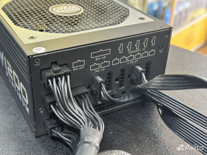 Блок питания Cooler Master V1200 Platinum