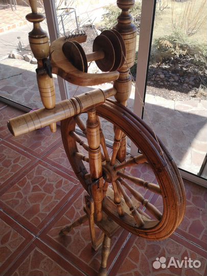 Прялка деревянная старинная