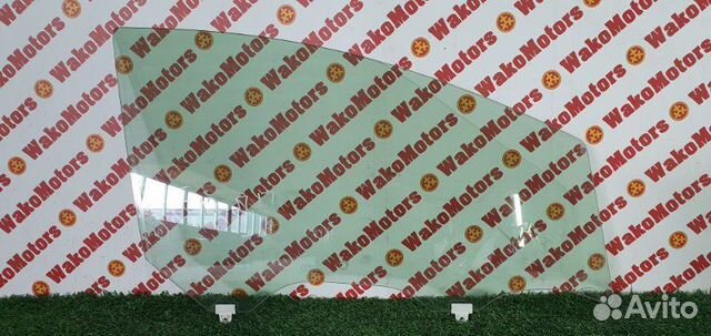 Стекло двери переднее правое Nissan Note E12 HR12