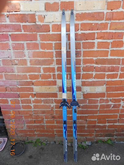 Лыжи детские 2 пары