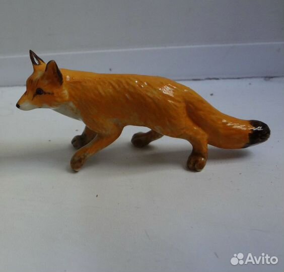 Миниатюрная фарфоровая фигурка лисы франция