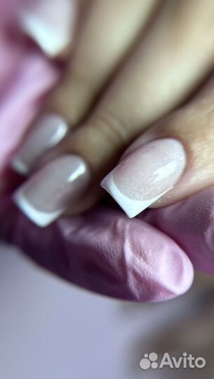 Модель на наращивание ногтей